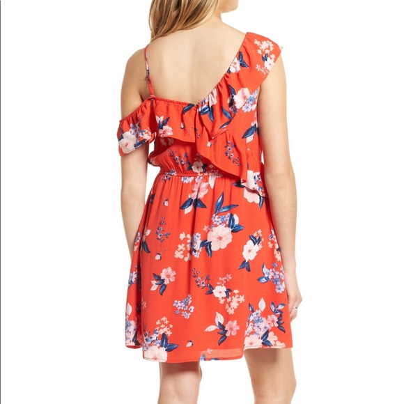 Cupcakes and Cashmere - Cordetta Floral Dress - Picture 3 of 6